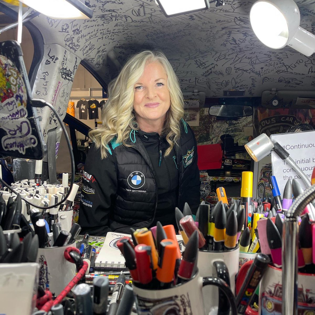 Popbangcolour's tweet photo. Super cool to have @MariaCostello pop by and sign the #ContinuousCar mobile studio today @motorcyclelive
I also created the @FHO_Racing sidecar that Maria raced @ttracesofficial as a #ContinuousCycle drawing 🏍️✍🏻
Based on an Impact Images 📸 supplied by Maria
#motorcyclelive https://t.co/PKCtVoirZO