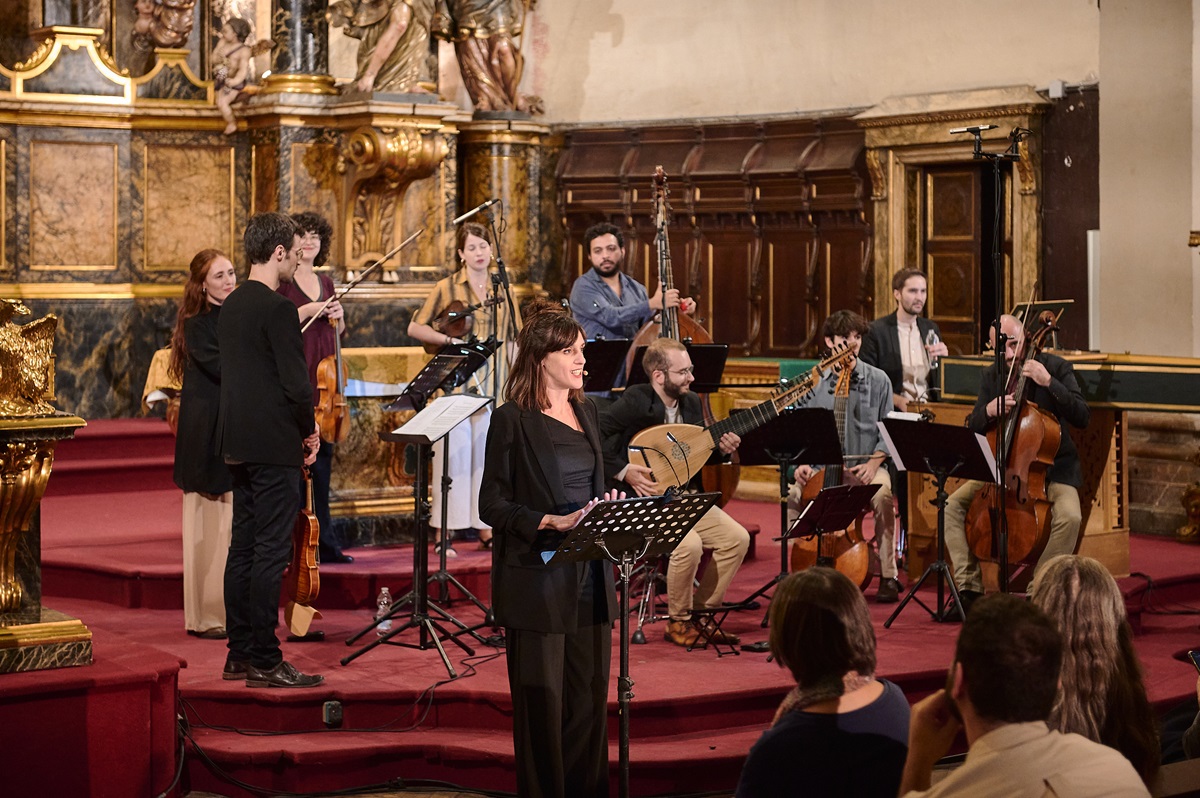 JMCatalunya's tweet photo. Aquesta setmana hem celebrat el Dia de Santa Cecília, patrona dels músics, amb el #concert de The @MinistersOfPast a l'oratori de Sant Felip Neri de #Barcelona en el marc del Festival Clàssics de la @CasaClassics 🎶 https://t.co/ClTtOwSUVp