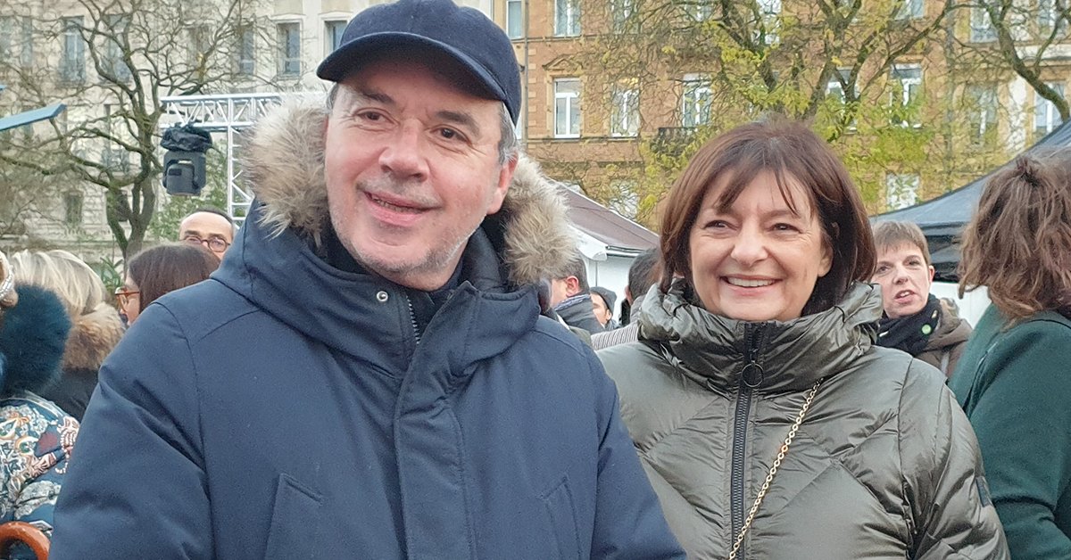 Le marché de Noël a ouvert ses portes ! 🎄
📆 Du 24/11 au 30/12, la #CCIMoselle s’associe à la @MairiedeMetz, à <a href="/inspire_metz/">inspire-metz</a>, à l’<a href="/EuroMetroMetz/">Eurométropole de Metz</a> et au <a href="/MoselleCD57/">Département Moselle</a> pour faire rayonner la ville et plonger petits et grands dans l'ambiance enchantée des fêtes de fin d'année.