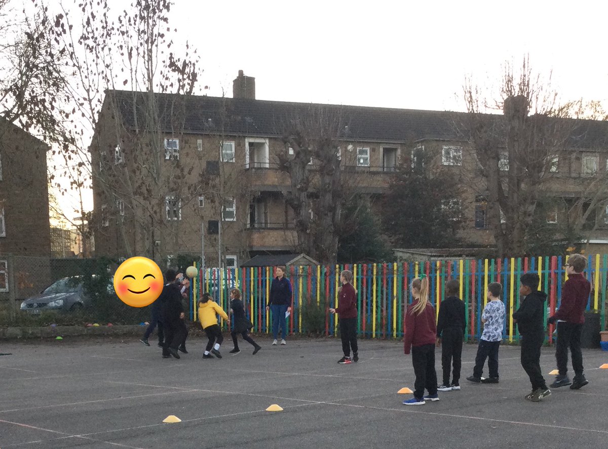 ThamesideSch's tweet photo. Year 3 and 4 were superb in our netball matches this evening - well done on winning the tournament! Medals and trophy incoming! #PEtps https://t.co/UyUUjcGZQ4