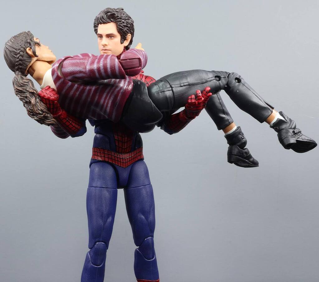 MCUcollector24's tweet photo. โAre you okay?โ
#Marvel #MarvelLegends #MCU #SpiderMan #SpiderManNoWayHome #TheAmazingSpiderMan #MJ #Zendaya #AndrewGarfield #Peter3 #TASM #TASM2 #PeterParker #MichelleJones https://t.co/oplpX5GfQn https://t.co/jEey4sL0mp