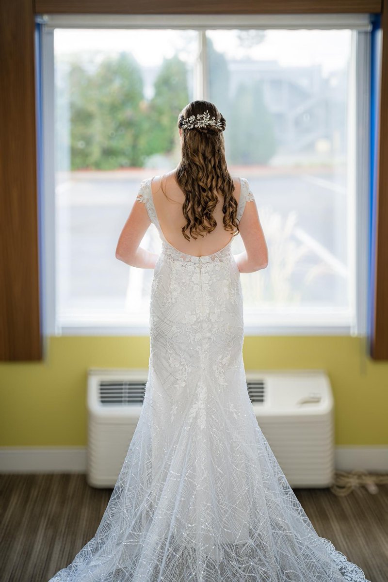 devonrocks08's tweet photo. Got my wedding photos 💖💜 https://t.co/bbBwjJTxeV