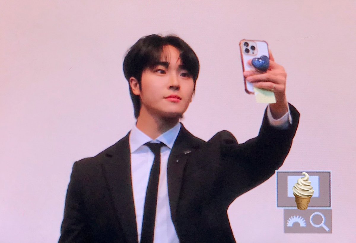 soft_mood's tweet photo. 231124 막팬까지 짱 수고많았음 배승민 최고🤍🖤 
#골든차일드 #GoldenChild #배승민 #승민 https://t.co/c78s9c6eCA