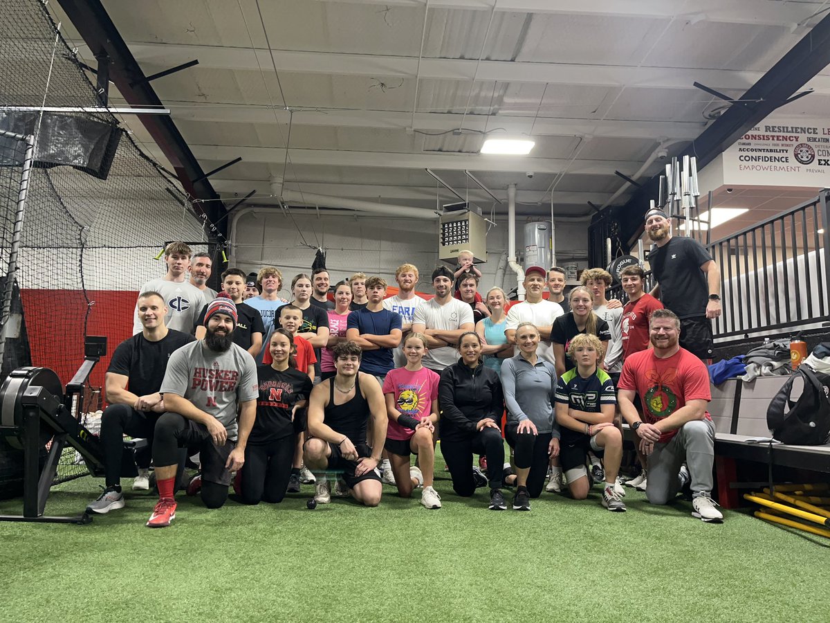 Coach_Greyson's tweet photo. Inaugural Black Friday morning workout! 

Thankful for everybody showing up and getting after it. We will be doing every year. What a fun group! We are beyond thankful for you all. Happy Thanksgiving to all 🦾🙏🦾 https://t.co/xPAajLpfue
