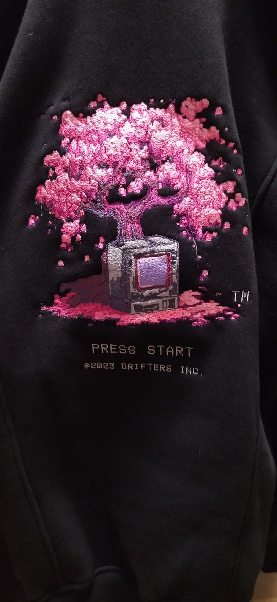 JoseCanyon's tweet photo. @drifters_nft stands for high quality. This hoodie is astonishing and unique, only 20 pieces. I'm very happy to wear it and to spread Drifters' word to everybody. Thanks to the team @henrylzhou #AevitasVanguard #Taketheleap #here2boost https://t.co/w2HVS7qdKs