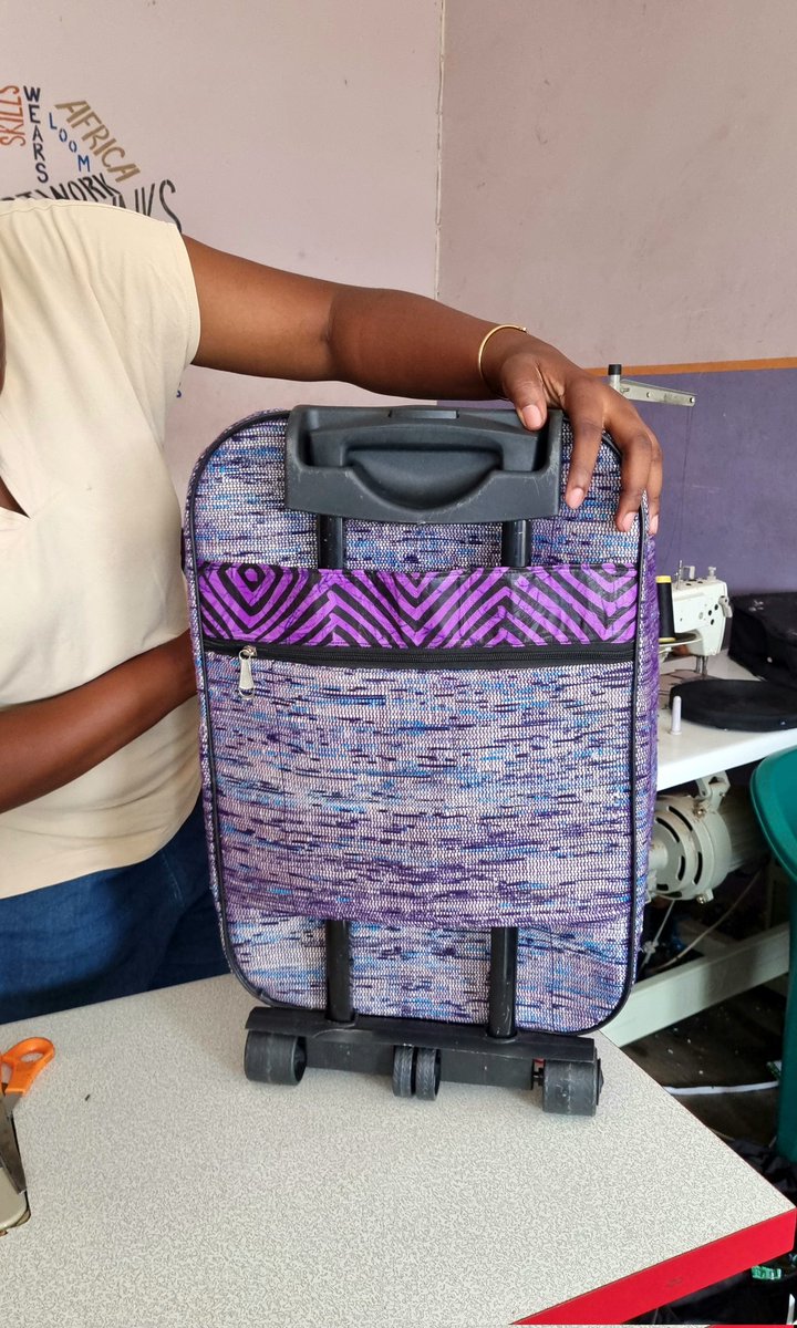 Planet3r's tweet photo. Finally done with our travel bag💃💃💃

We know it's far from being perfect, but we are really excited about the outcome.

This bag has saved 1280 pure water waste sachets from ending up in the ocean♻️💚

By the way, is this a #madeinnigeria 🇳🇬 product you would be proud to rock? https://t.co/jrueCMf8QQ