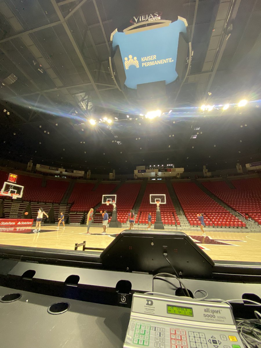 pwbbmanagers's tweet photo. almost game day in san diego! https://t.co/TICl1riQEa