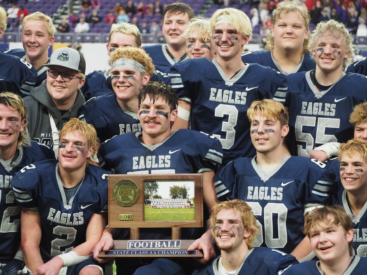 MinnesotaMillea's tweet photo. Look at those state championship smiles. Congrats to the Eagles of Eden Valley-Watkins on their Class 2A title. https://t.co/sLfUJkjZqV