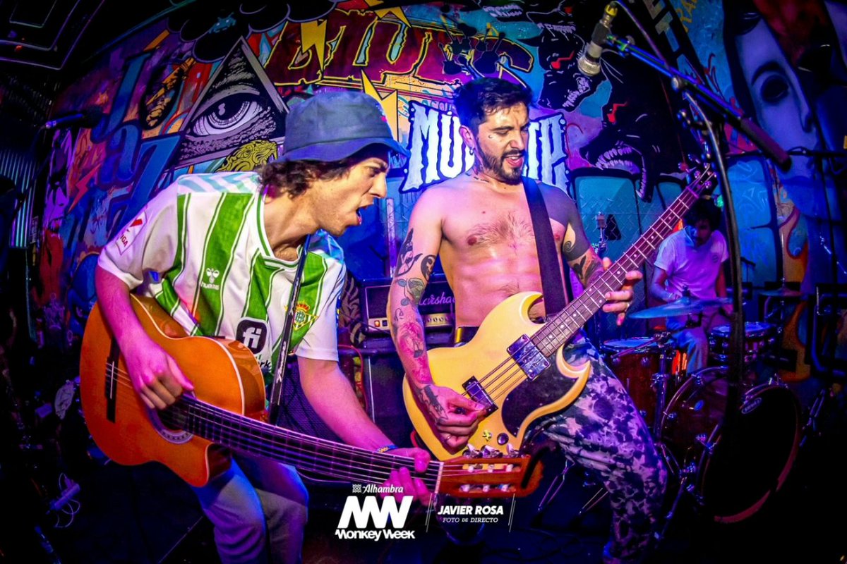Monkeyweek's tweet photo. 🤘🏻 ¿Confirmamos que les hacemos caso a @juanimustard y que en este #15añosdeMonkey "VAMOS A ROCKEAAAAR JUNTOSSSS"? 
¡Confirmamos! 🤪

📷: @javierphotorosa https://t.co/Tt8vV56Ost