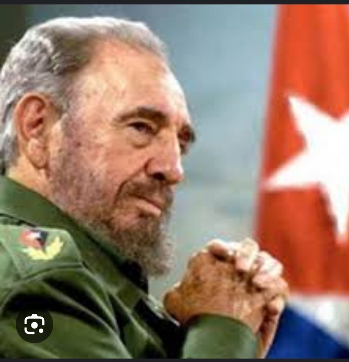 🎶...Ni la muerte cree que se apoderó de ti... 🎶.
#FidelPorSiempre #IslaRebelde