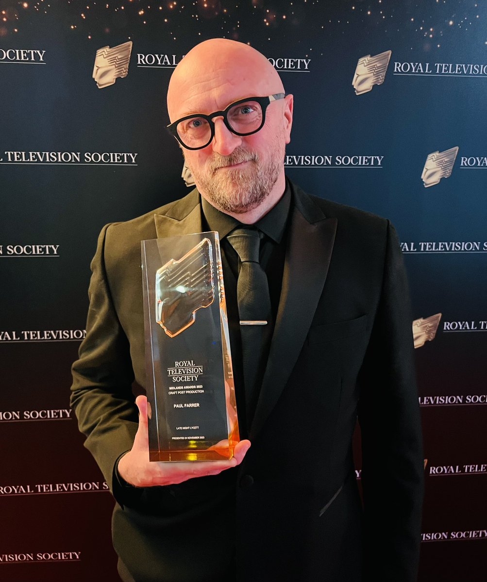 paulmfarrer's tweet image. What an incredible honour to receive the Royal Television Society Award in recognition of my music for ‘Late Night Lycett’ on Channel Four.
Hugely grateful for this award and to all those who have believed in my music and supported me.
#latenightlycett @Channel4 @joelycett