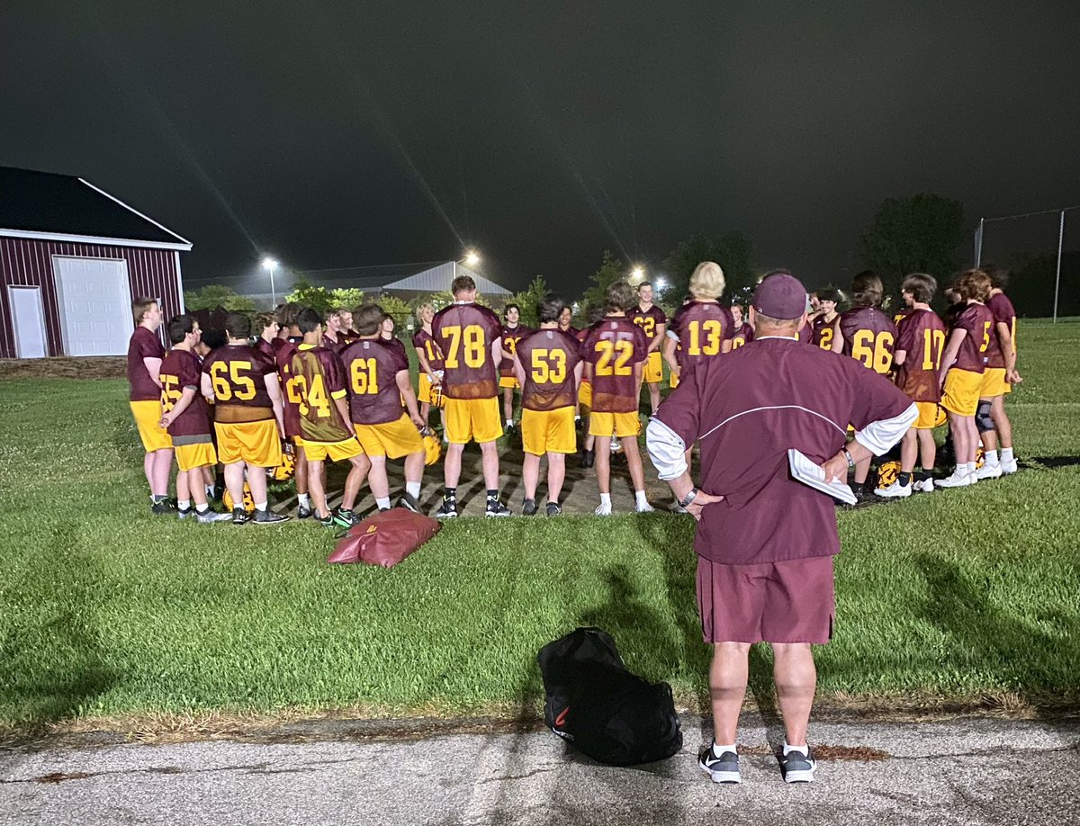 GoDutchFootball's tweet image. Congratulations to our Head Coach Ben Pack for being named @michiganhsfca Division 7 Region Coach of the Year. Thank-you for always watching over all our Athletes and Trusting the Process.  Well Deserved! @Dutchmenathlete @coachb20 @DrFlyingDutch @Eric_Ingles @MickMcCabe1 #WIN