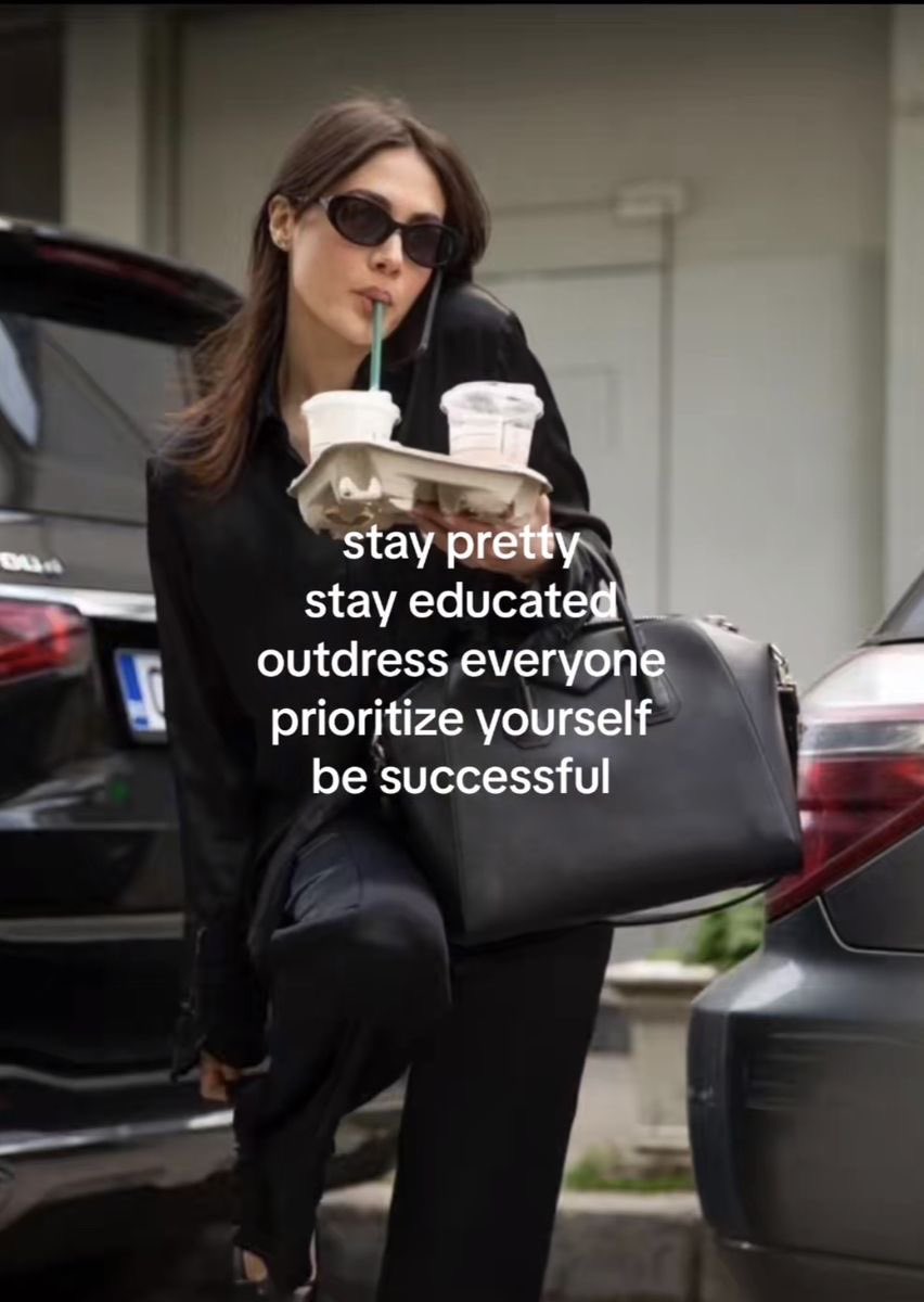 ⋆ ✧ a powerful woman. ✧ ⋆ (@hauteblood) on Twitter photo 