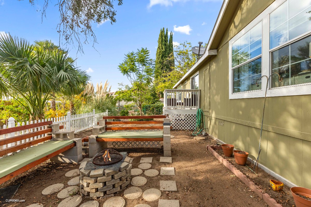 Curb360's tweet image. 🏡 Exciting new Collaboration with Kelly Johnson! 
Thrilled to team up with Kelly @kellerwilliamsrealty to capture the magic of this incredible property in #valleycenter. Such a pleasure working with you! #realestatephotography #sandiegorealestate #curb360