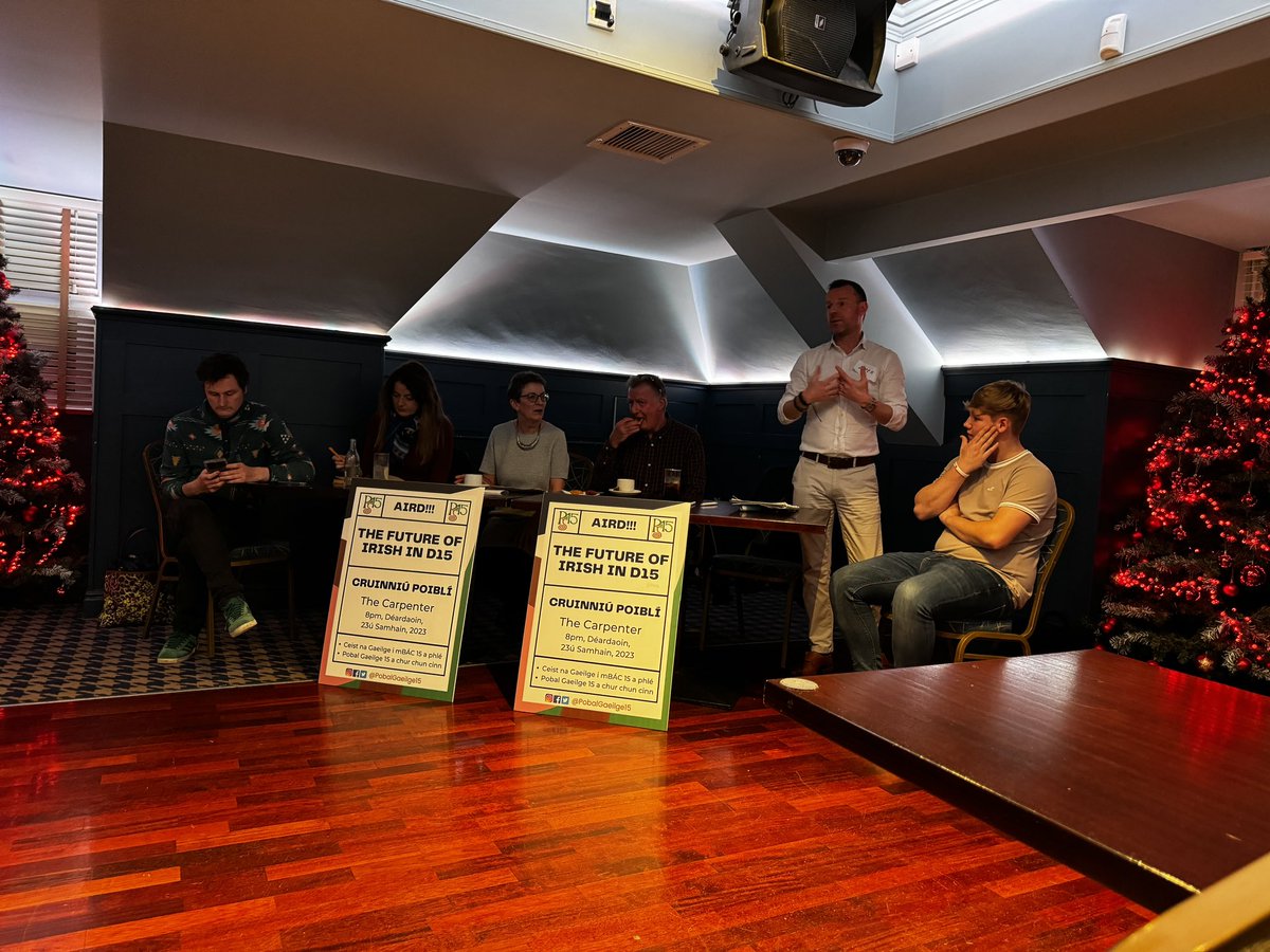 DrUmarAlQadri's tweet photo. Aréir, nuair a bhí daoine i mbun círéibe d'fhonn Baile Átha Cliath a chosaint ó inimircigh, bhí sé de phribhléid agam mar inimirceach freastal ar chruinniú ar Thodhchaí na Gaeilge i mBaile Átha Cliath 15. Tá an-bhród orm mo chuid a dhéanamh an Ghaeilge a chosaint agus an ionchuimsitheacht a chothú trí ranganna Gaeilge a eagrú i moscanna éagsúla.

Yesterday, as some sadly rioted in Dublin City trying to “protect” Ireland from migrants, I had the privilege as a migrant of attending a meeting on The Future of Irish in Dublin 15. I’m proud to play my part in protecting the Irish language and fostering inclusivity by organising Irish language classes in various mosques. 

🇮🇪🤝 #Ireland #Gaeilge #Migrant #Dublin
