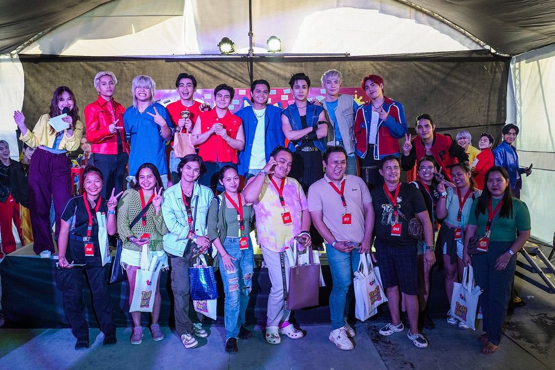 SB19ID's tweet image. [🖼️] 241123 tmtambayan Instagram post (2/2)

🔗 instagram.com/p/C0BlKA1LPQC/…

#MAHALIMA #TeaMFair2023
#MAHALIMAxTeaMFair2023