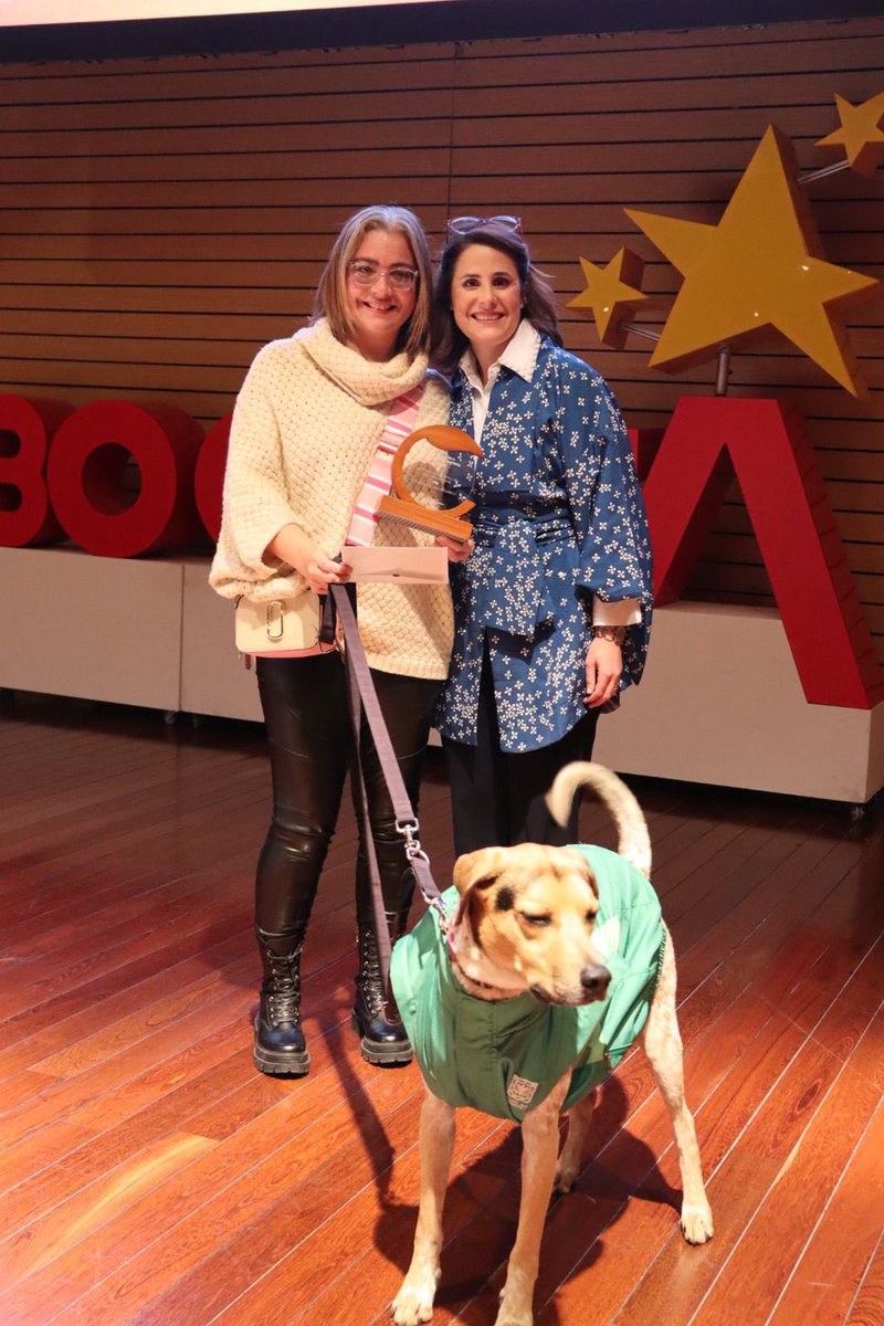 juridicadistri's tweet image. Llevamos a cabo la gala de reconocimientos de las mejores prácticas en Gestión Jurídica Distrital:
 
🥇Mejora el desarrollo del Modelo de Gestión Jurídica Pública: @SectorSalud 
🥇Compliance y Lucha Anticorrupción: @BomberosBogota
 🥇Prevención del Daño Antijurídico, @AnimalesBOG