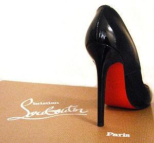 TexasBosssLady's tweet photo. O M G ..... yessssss 

#ReplacementTherapy #RedSoleShoes https://t.co/ktX07mUjII