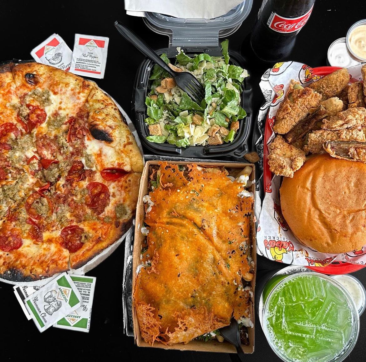 rivfoodlab's tweet photo. POV: It's the day after Thanksgiving but you don't feel like eating left overs or staying at home all day...⁠
⁠
⁠
#food #placestoeat #momandpops #riversidefood #riversideeats #funthingstodo #foodandgames #arcade #arcadegames #retrogames #funactivities #riversidecalifornia https://t.co/ZEkQm2j83b
