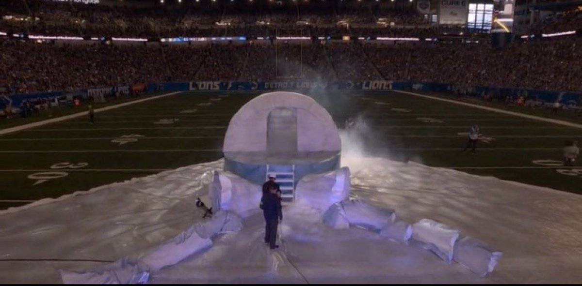 YinzerofSteel07's tweet photo. Steelers Offense vs. Steelers Defense https://t.co/9sBpySm49t