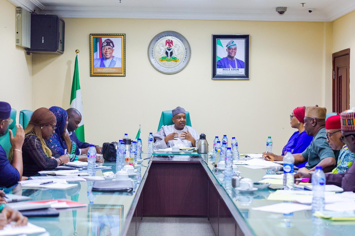 atikuabagudu's tweet image. Unveiling the roadmap for reforming Free Trade Zones - an agenda packed with strategic discussions and collaborative initiatives at the Committee Meeting. 
#TradeReform 
#Collaboration 
#EconomicGrowth