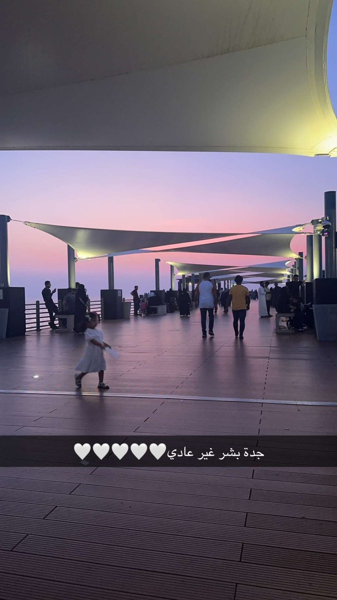 LabaniAlrafaa's tweet photo. ١٠/٥/١٤٤٥ 
يسجل ضمن احلى الايام و الخرجات العائلية ✨🤍 https://t.co/0WPyOlnH2N