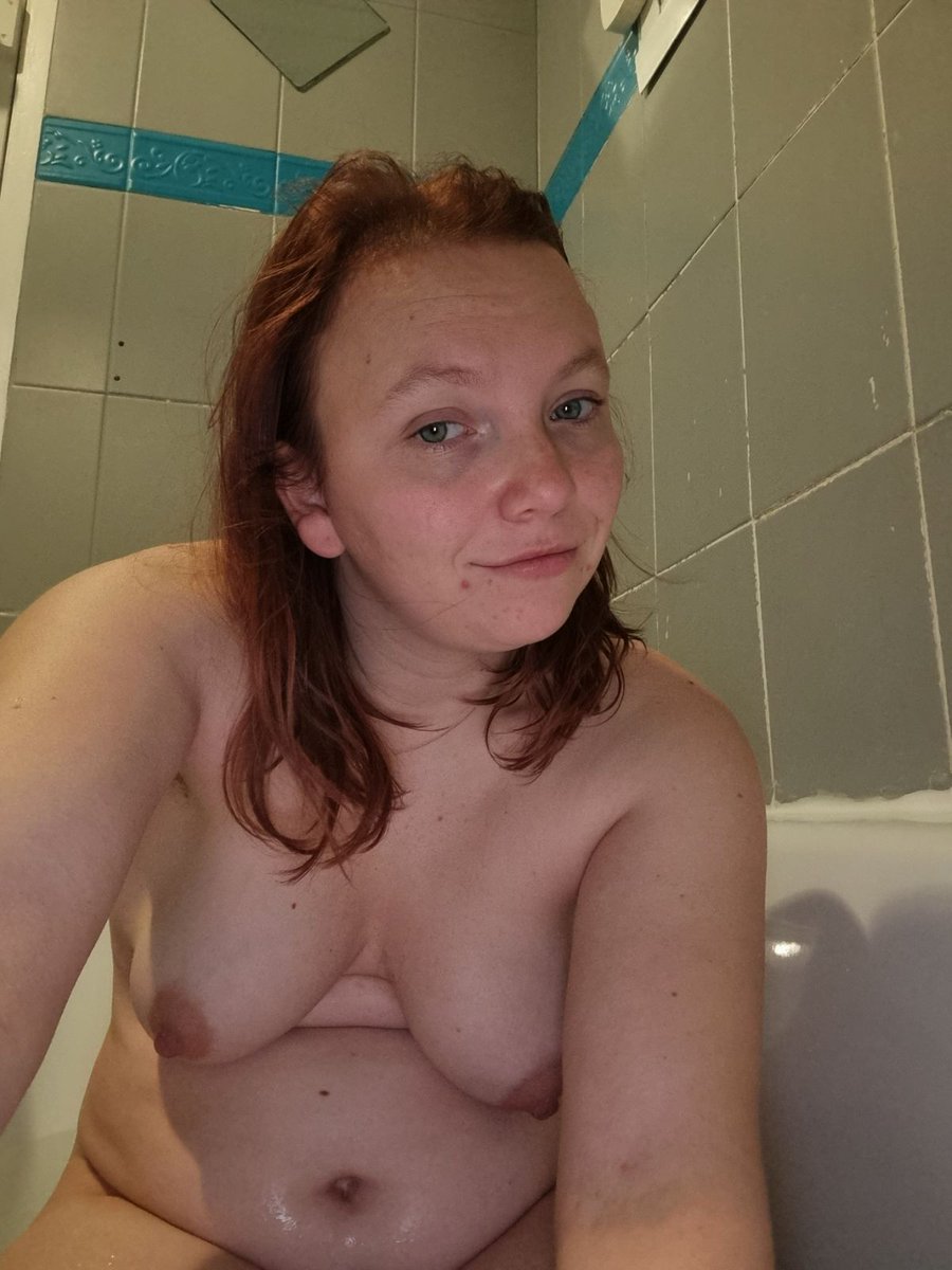 Sa fait un bien fou qui viens m'aider ?
mym.fans/Alexetchris59
Code promo: NOV40