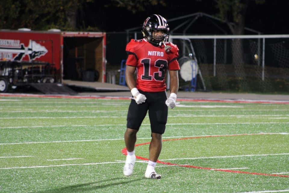 Season stats:
Offense:
Total yards- 1244
Rushing- 752
Receiving- 478
Rushing average- 7 yds
Receiving average- 13.3

Defense: 25 tackles
3 sacks
2 forced fumbles
2 tackle for losses
DMs open‼️