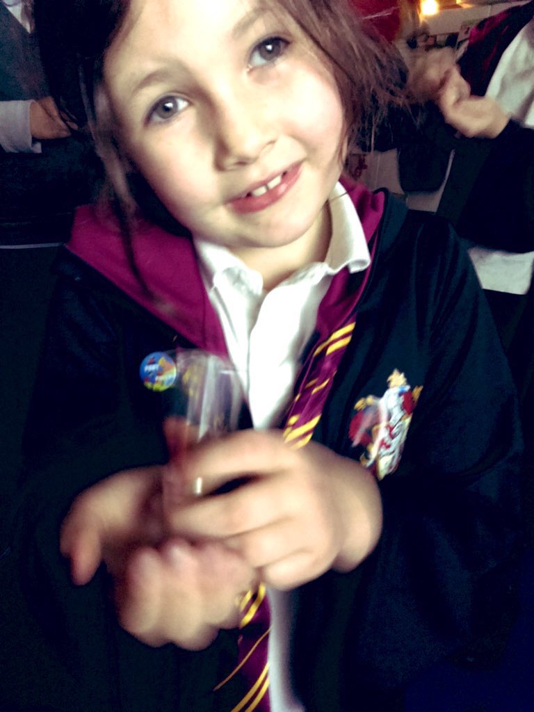 Tonight’s magical activities in Harry Potter book club included potion making and tasting Bertie Bot’s every  flavour beans! 🧙‍♀️🧪 (Garlic and toothpaste were a surprise hit!)