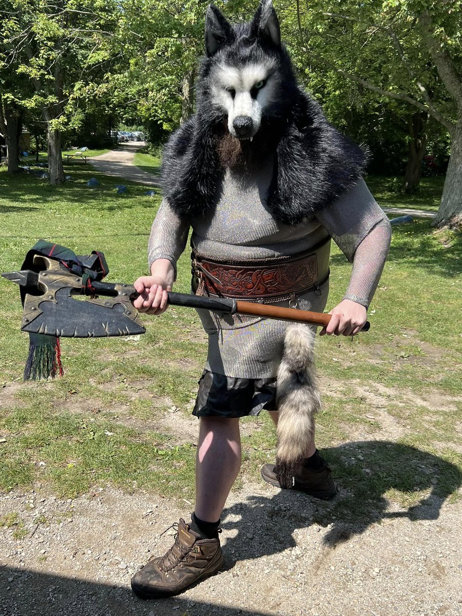 UnderworldLARP's tweet photo. LARPing with Underworld Ralinwood, in London, Canada!

https://t.co/HKF2gaDbQ2

#larp #underworldlarp #ralinwood #cosplay #liveactionroleplay #rpg https://t.co/6cy6X4g0lC