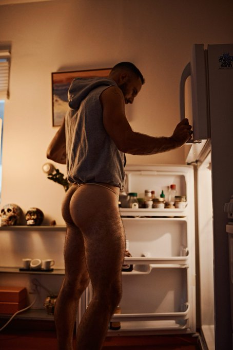 Leftovers aren&rsquo;t the only thing worth having today. It&rsquo;s Black Friday and my onlyfans is 50% off! TODAY