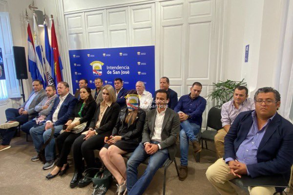 ACUERDO DE COOPERACIÓN ENTRE ESTADO MEXICANO DE AGUASCALIENTES Y SAN JOSÉ

Promoverá el intercambio en materia de vitivinicultura, enoturismo y exploración comercial y empresarial en diferentes rubros.

Más información en sanjose.gub.uy/2023-11-24acue…