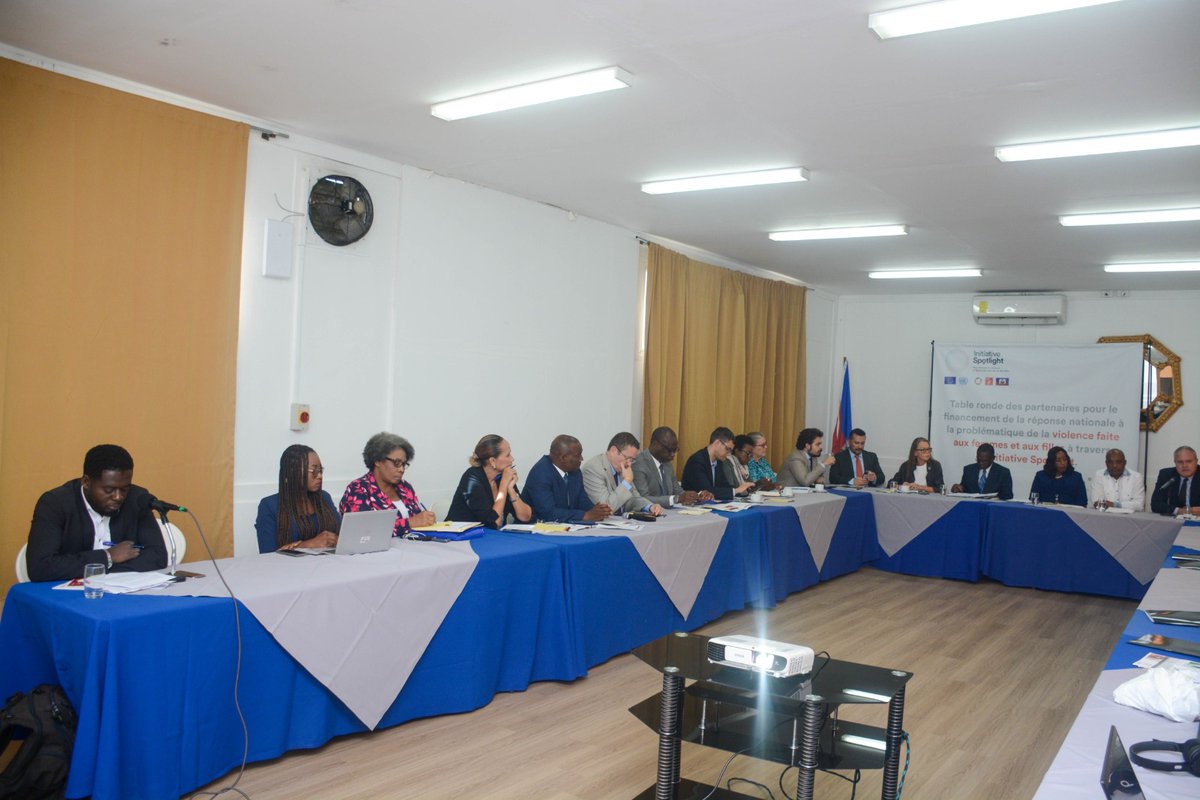 mpceht's tweet image. Le 22 novembre 2023, une table ronde a été organisée à l’Hôtel Montana par l’Initiative Spotlight-Haïti et ses partenaires, en vue de la consolidation des acquis pour une accélération des projets vers l’élimination de la violence faite aux femmes et aux filles en Haïti.