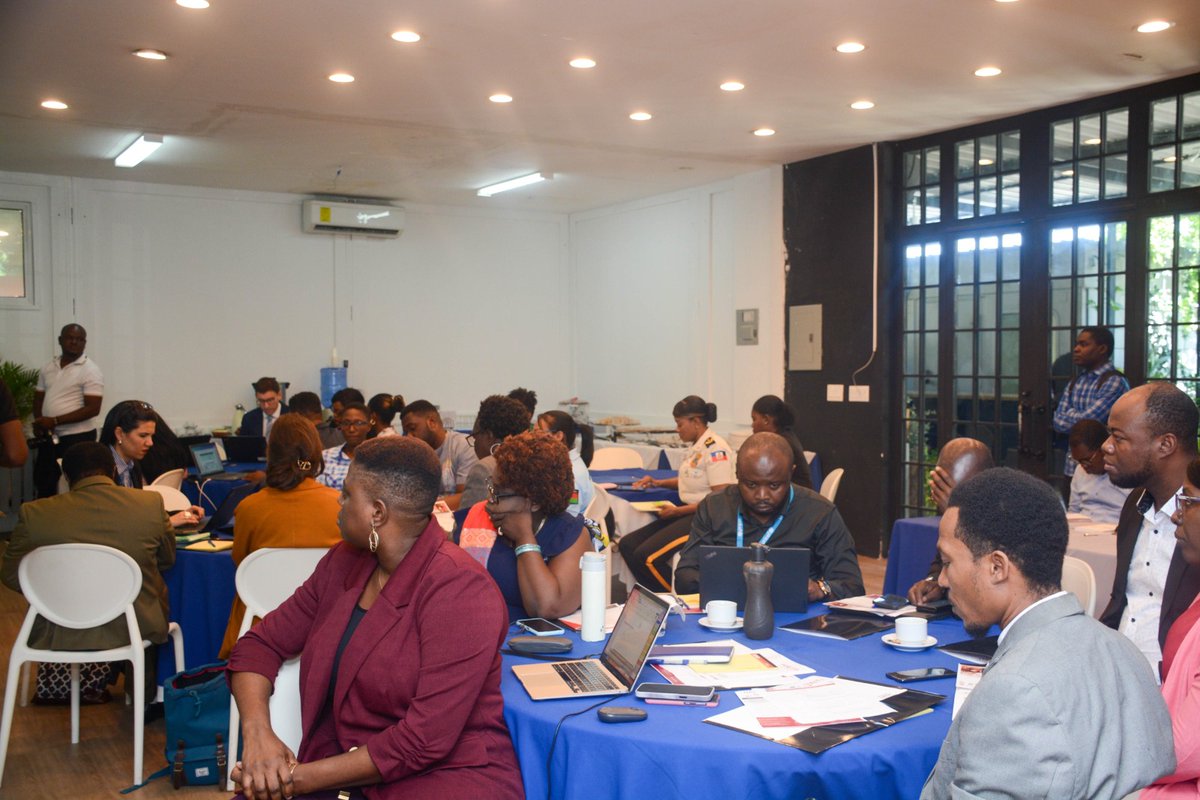mpceht's tweet image. Le 22 novembre 2023, une table ronde a été organisée à l’Hôtel Montana par l’Initiative Spotlight-Haïti et ses partenaires, en vue de la consolidation des acquis pour une accélération des projets vers l’élimination de la violence faite aux femmes et aux filles en Haïti.