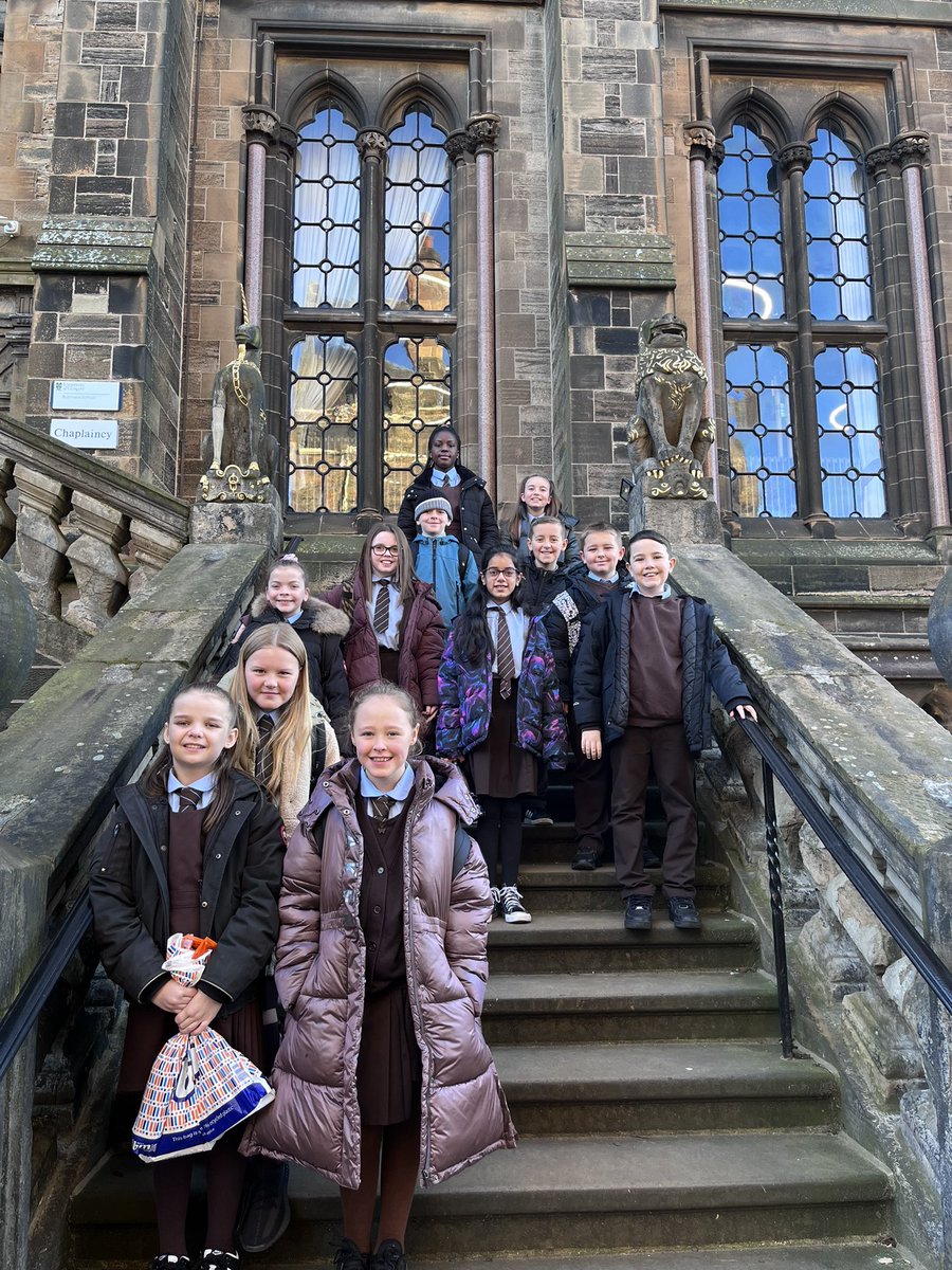 MsOwens16's tweet photo. @MrOBrienPrimary @UofGlasgow @IntoUniversity @StBlanesGCC https://t.co/nymB7hBDdo