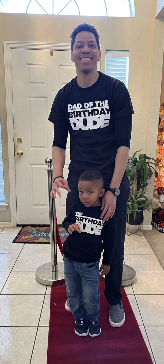 EarlKSneed's tweet photo. Happy 3rd birthday to The Birthday Dude, Elias K. Sneed. I love you more than you’ll ever know. 

#HappyBirthday #KingElias #ThreeYearsOld #FutureNupe #FutureKappa #Legacy #EKSx2 https://t.co/Bnys2WwiWj
