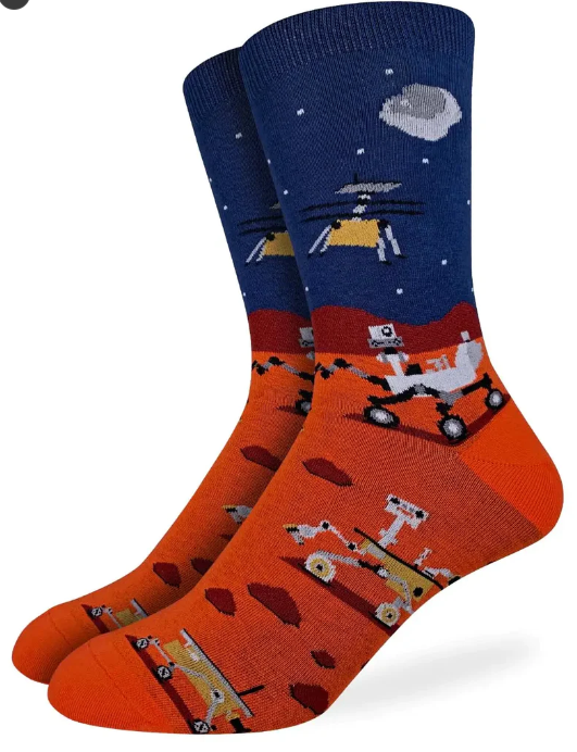 TheMarsSociety's tweet photo. Get your #BlackFriday fix in at our virtual MARS STORE! Stop by https://t.co/rMZWOPpAk0 to check out our new items! #spaceadvocacy #ontomars #humanstomars #marsstore #holidayshopping https://t.co/uBA2ECU7Ux