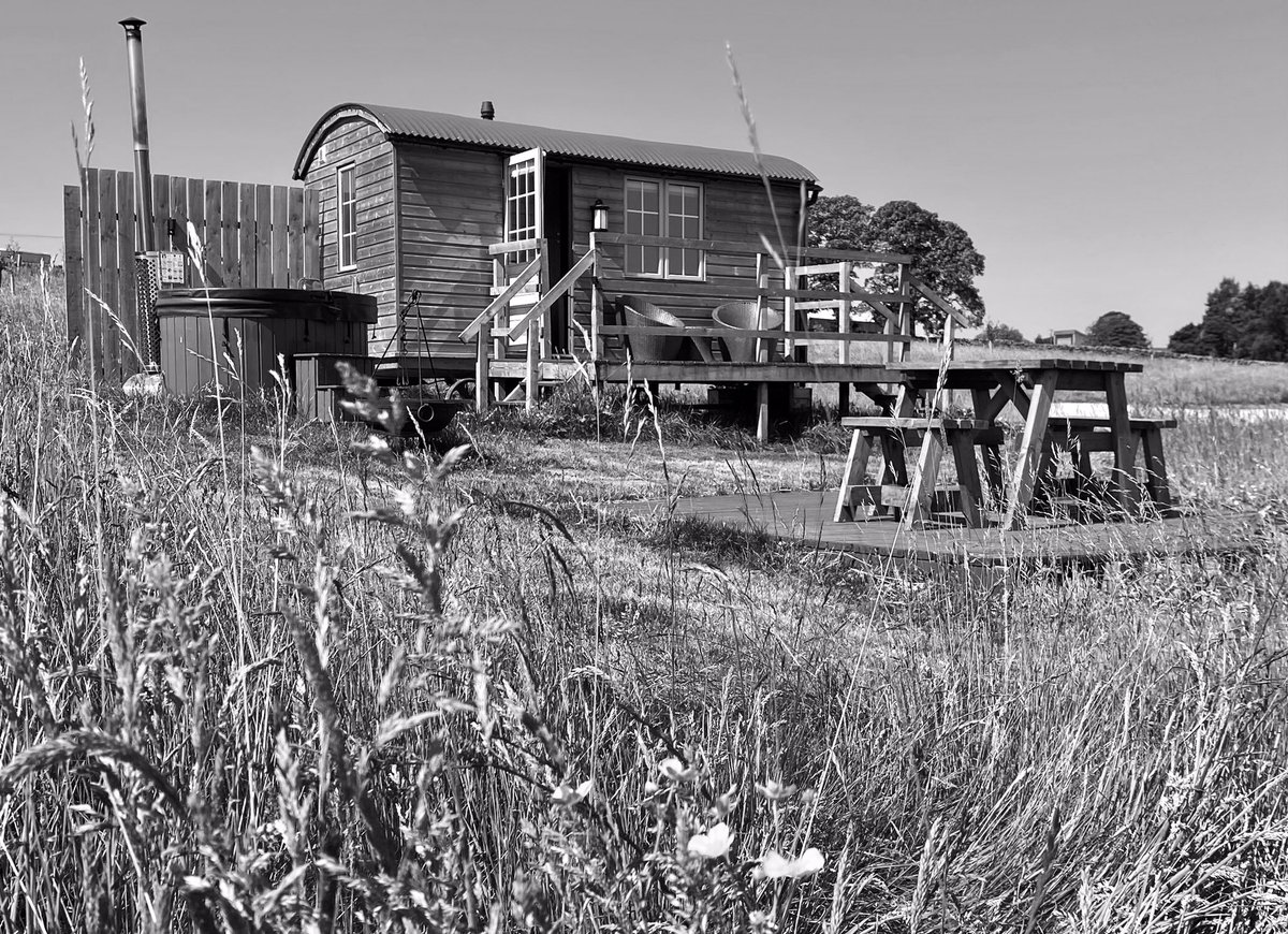 Breaks Fold Farm Glamping & Camping tweet media