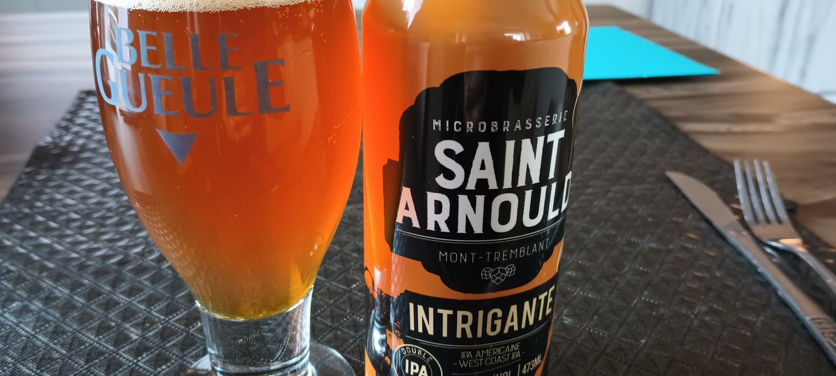 PaulCaplette's tweet photo. Une intrigante en ce #vendredifou
Aucunes dépenses en $
J'ai dépensé qq calories,en bouffant l'air frais.
C'est maintenant l'heure de la bonne bière 🍻
Ensuite roupillons du vendredi https://t.co/Hisv9cEBU7