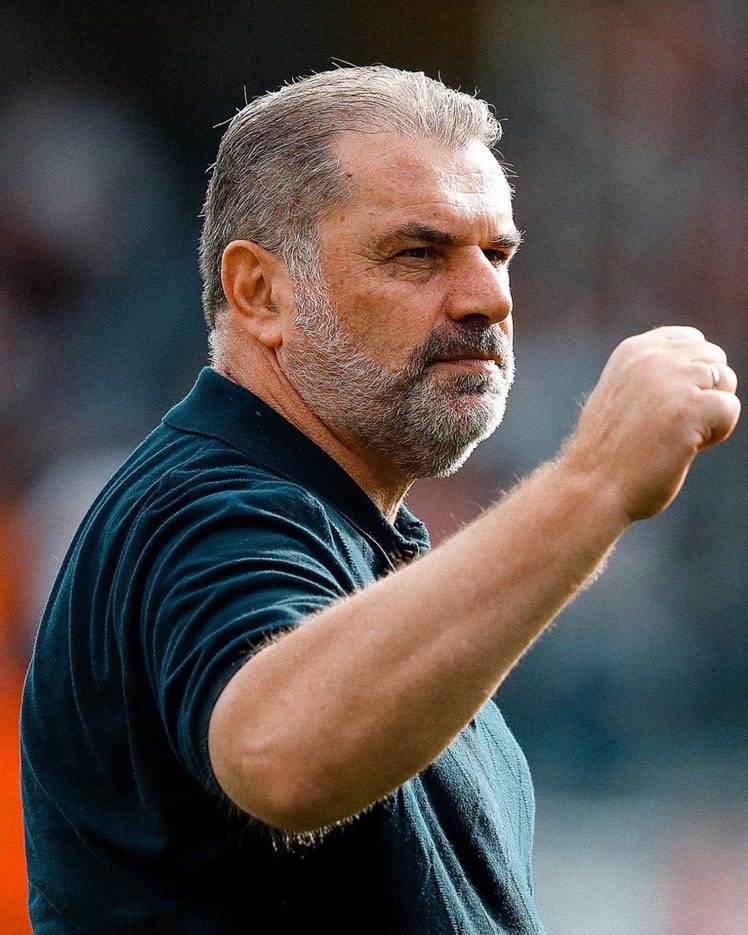 🚨 🎙️ Ange Postecoglou: “The amount of times I hear managers saying: 'I would like to play this way but I don't have the players…', I just think: 'Just do it mate…'. The scrutiny will come but more importantly the players will see and the staff will see that I am not…