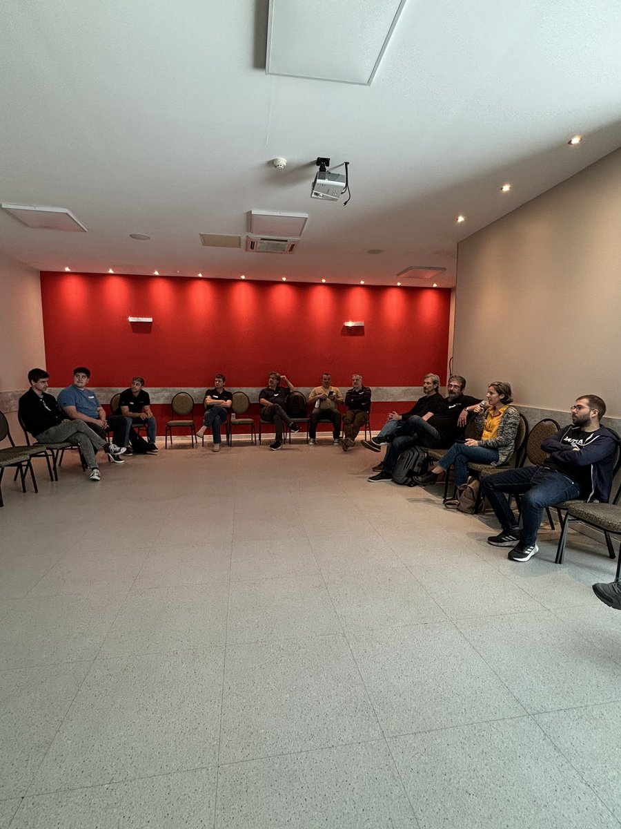 Pyxisportal's tweet photo. Cerramos el #PyxisOpenSpace con
tres temas fundamentales pensando
a futuro.
✅Nuestro plan de desarrollo
profesional
✅Sumar diversidades a nuestros
equipos
✅Oportunidades de nuestra
estructura de unidades y equipos https://t.co/6VPsdiU8MK
