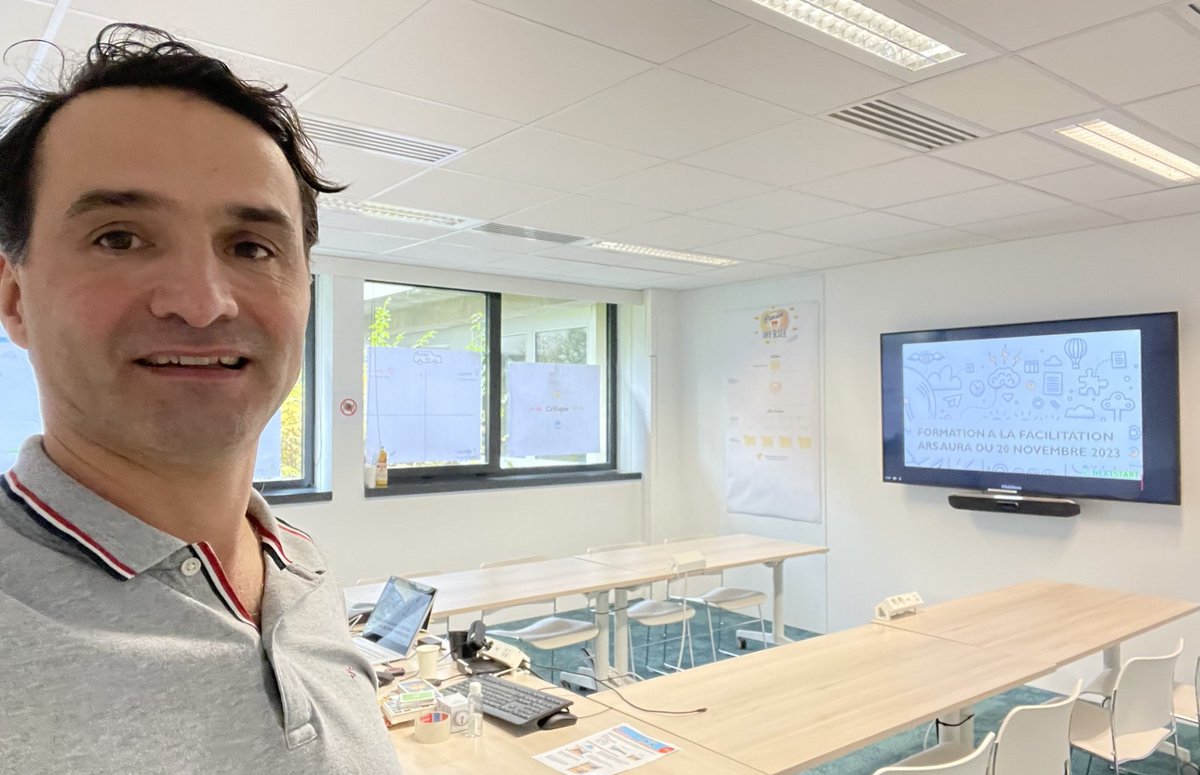 Troisième et dernière journée de formation à l'animation des ateliers collaboratifs. Objectif : accompagner la transformation en impliquant ses parties prenantes. Merci Agence régionale de santé (ARS) Auvergne-Rhône-Alpes #DRH Le programme 👉nextstart.fr/offre/facilite…