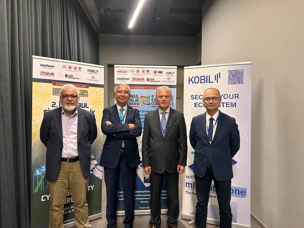MuzafferAkyldrm's tweet photo. 9. İstanbul Güvenlik Konferansı küresel sorun, sınama ve fırsatların ele alınmasıyla ufuk açıcı sunuşlara sahne oldu.. ♟🌙🌍 https://t.co/VVvurHYKAL