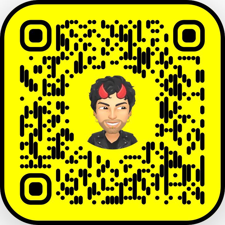 baalzebud_'s tweet photo. Add me Snapchat let’s be friends https://t.co/BAP64szjbp