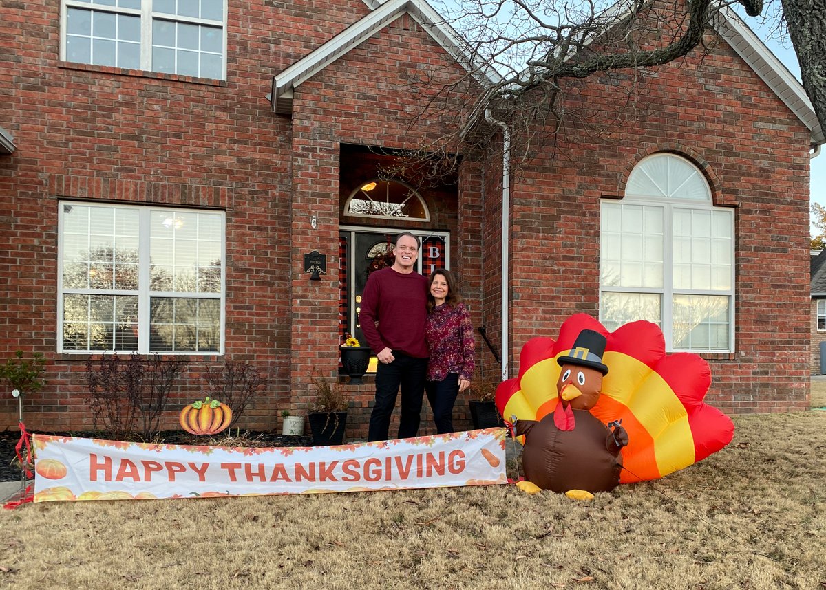 derynyoung's tweet photo. #Thanksgiving #deryn #happy https://t.co/a1lupMqiWE