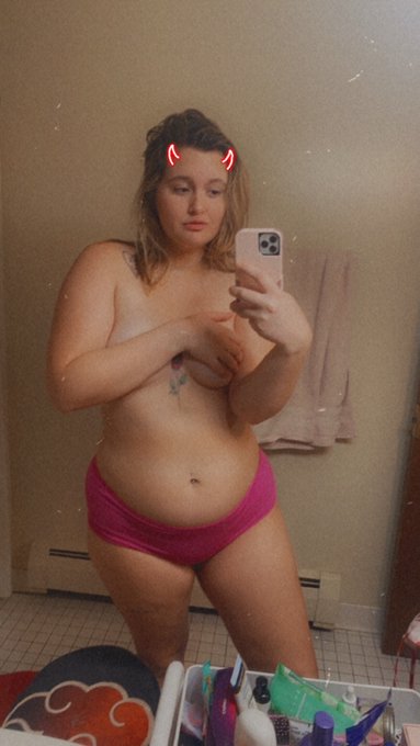 Taking a shower and then I&rsquo;ll hop online at myfreecams 💗 https://t.co/BiNNIUNMKK<a href="/tag/memes2020"class="tags"><span>#memes2020</span></a>