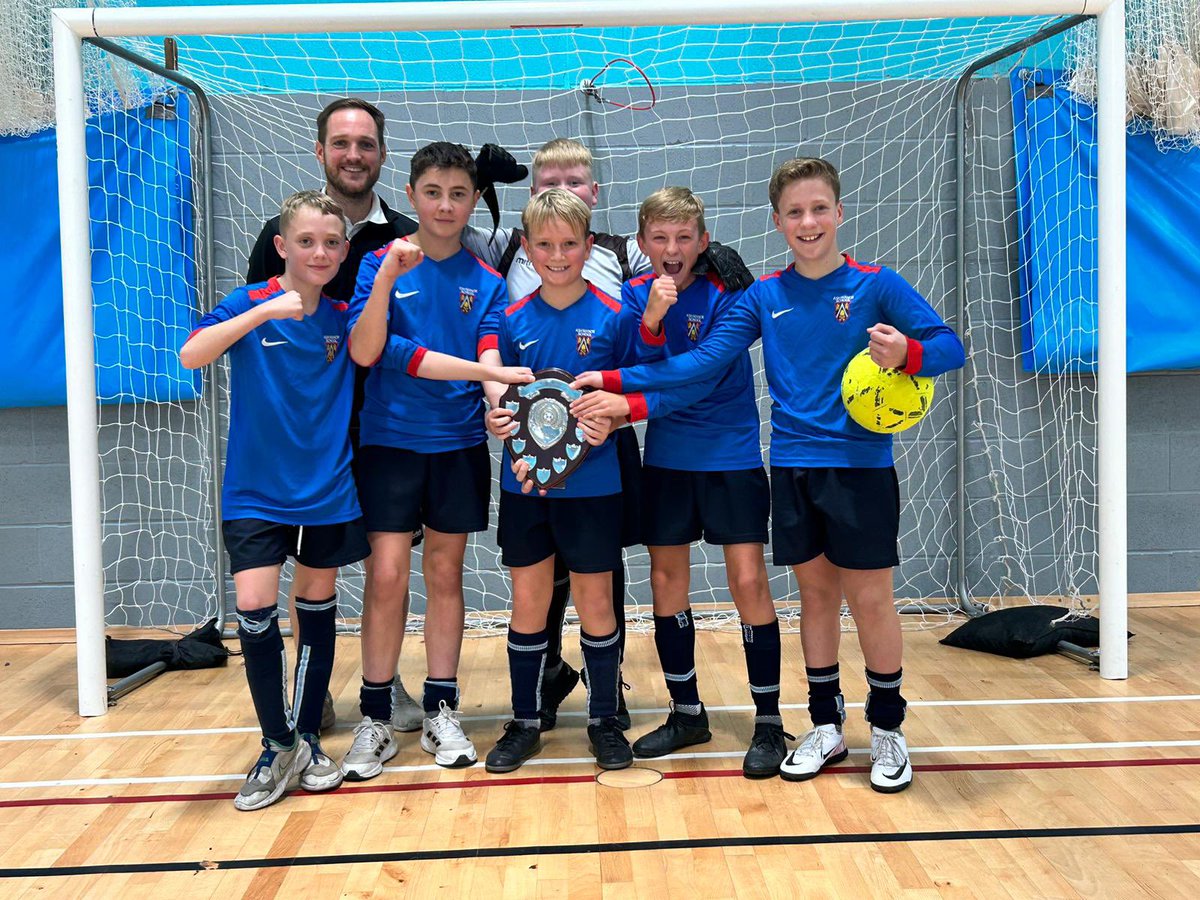Great win for the year 7 boys football team at the District football tournament! All round top performance from all the boys 🏆