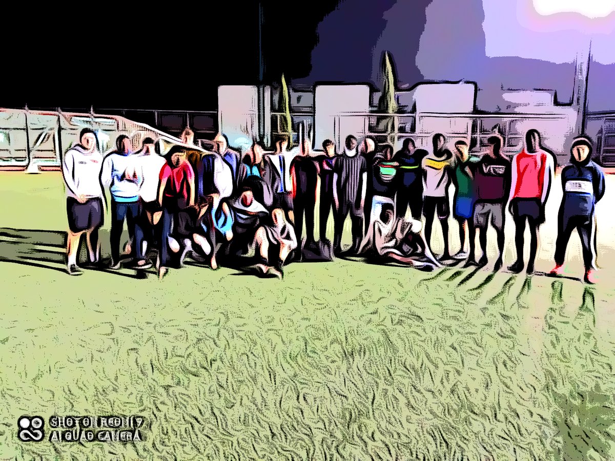 Una nueva jornada deportiva del "Por fin viernes". 24 jovenes y 5 voluntarios...