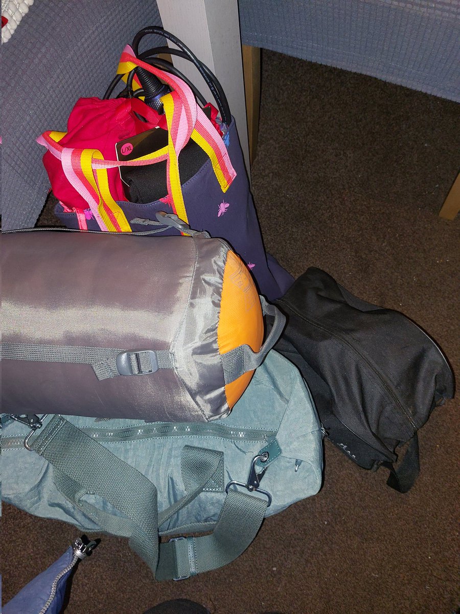 gb_1st's tweet photo. And it's off to camp we go.....all 30 of us. Captains bags are packed ✅️ clearly one of our mums have done this before. 10/10 for effort 👌 😊 @iainandirene @gbinscotland @linzinurse88 https://t.co/x8WAfn7MCf