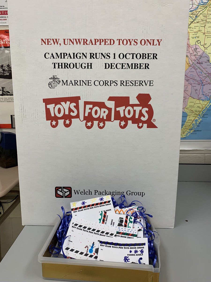 BMKeyClub's tweet photo. @BMKeyClub is hosting a #ToysforTots BOOK📚&amp; toy drive until 12/12. Big box in Attendance Office or Room 160 w/ @TarnowskiStang. Thank you @BrickMemorialHS!! 🎁 https://t.co/J18CVmvx5S